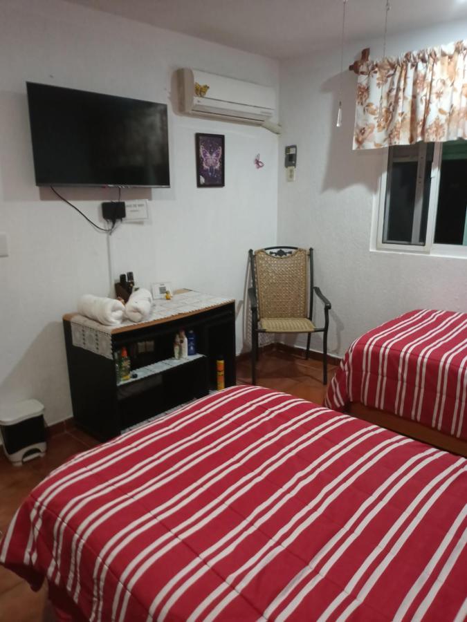 Mariposas Rooms Cancun Exterior photo